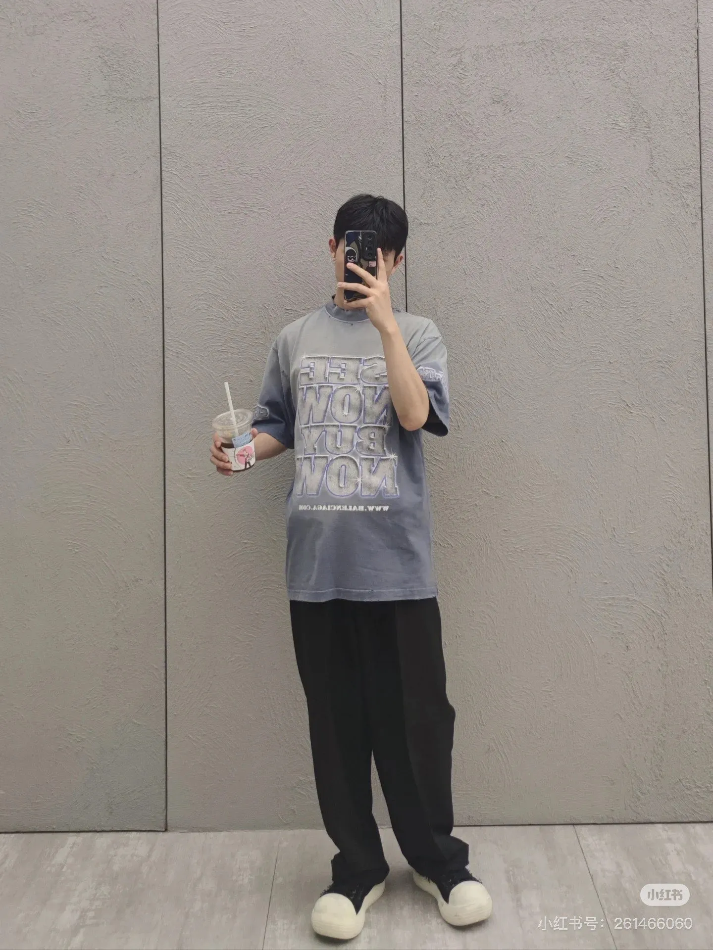 # Balenciaga/ # T Same Style